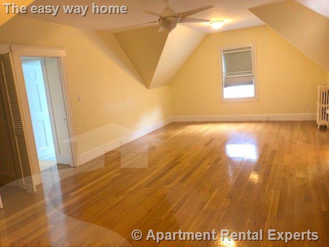 36 Waterhouse St, Teele Square