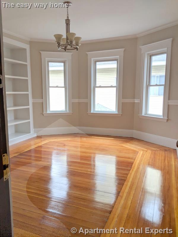 171 College Ave, Davis Square