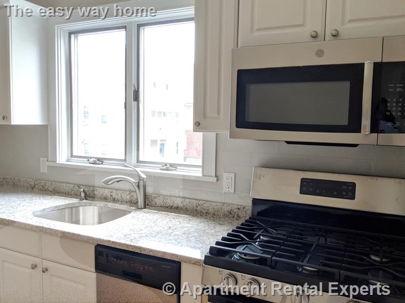 171 College Ave, Davis Square