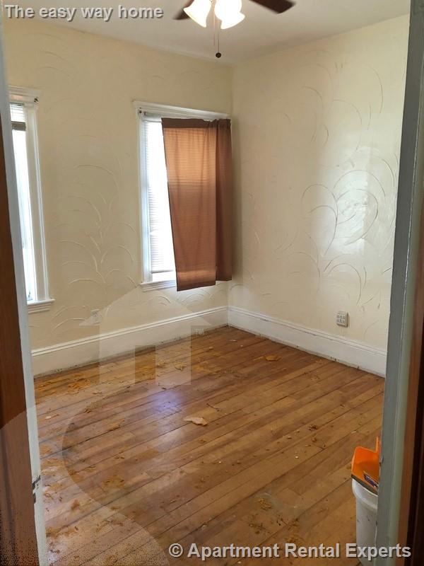 265 Boston Ave, Tufts