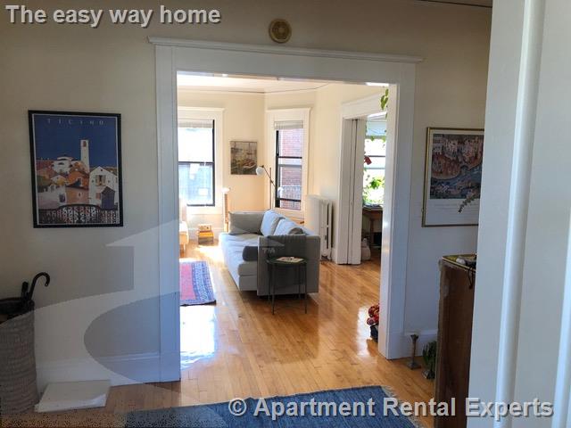 84 Prescott St, Harvard Square