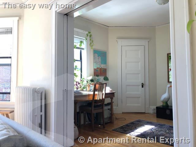 84 Prescott St, Harvard Square