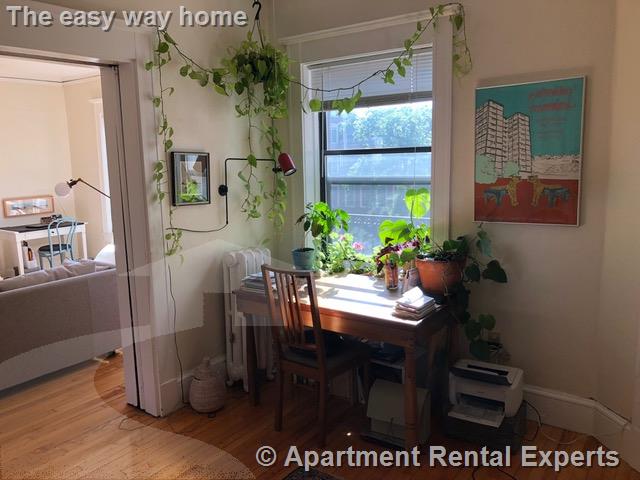 84 Prescott St, Harvard Square