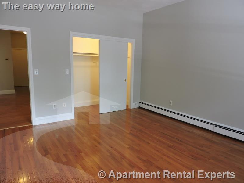 14 Stearns Rd, Coolidge Corner