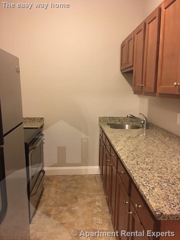 9 Sewall Ave, Coolidge Corner