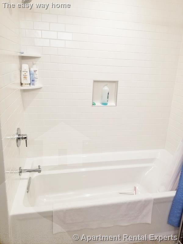 168 Hampshire, Central Square