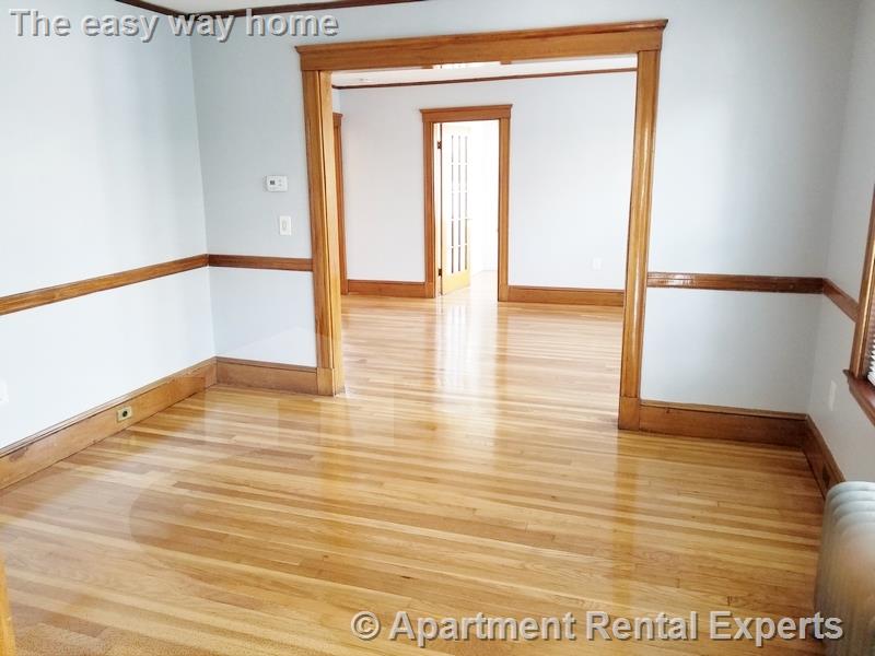 20 Governor Winthrop Rd, Ten Hills