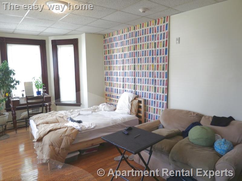 82 Thurston St, Winter Hill