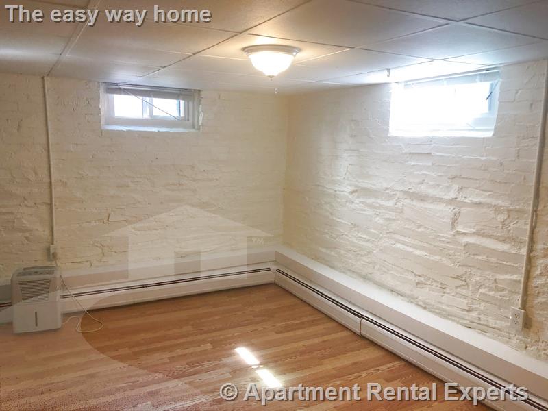 10 Garrison Ave, Teele Square