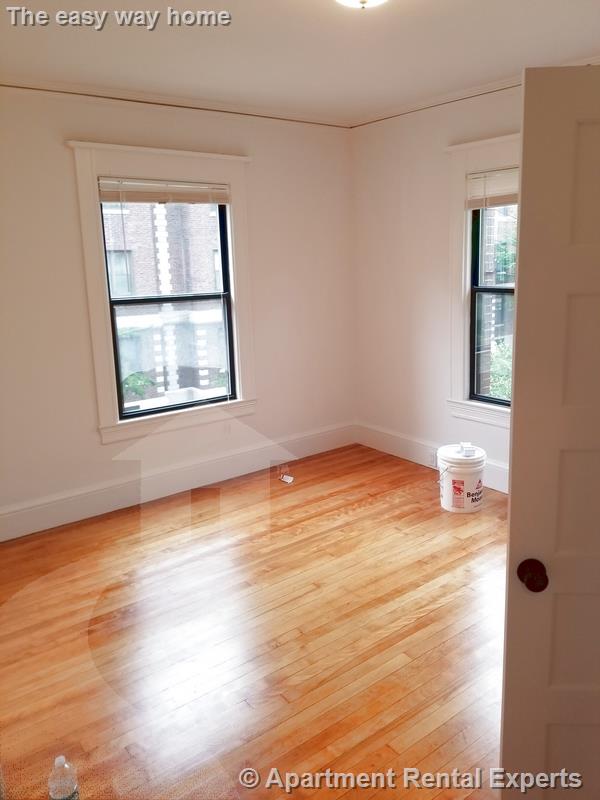 84 Prescott St, Harvard Square