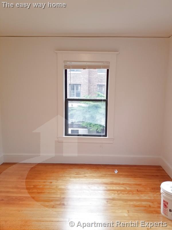 84 Prescott St, Harvard Square