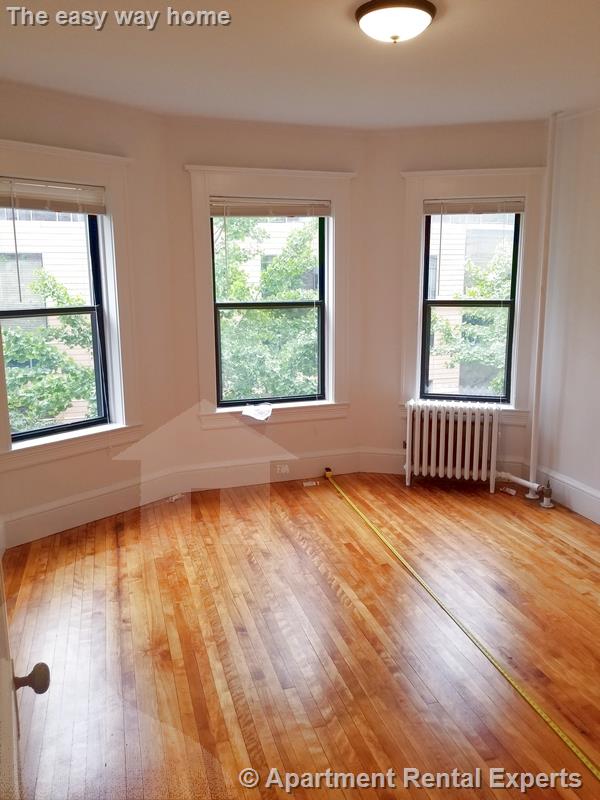 84 Prescott St, Harvard Square