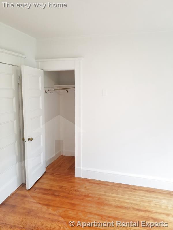 84 Prescott St, Harvard Square