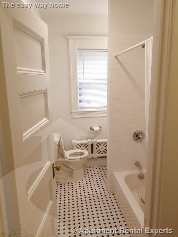 84 Prescott St, Harvard Square