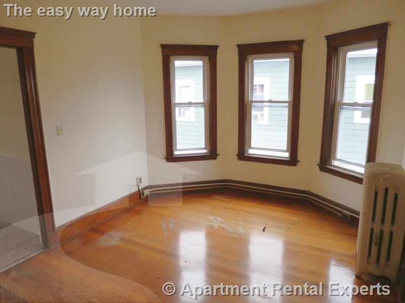 12 Charles E Ryan Rd, Magoun Square