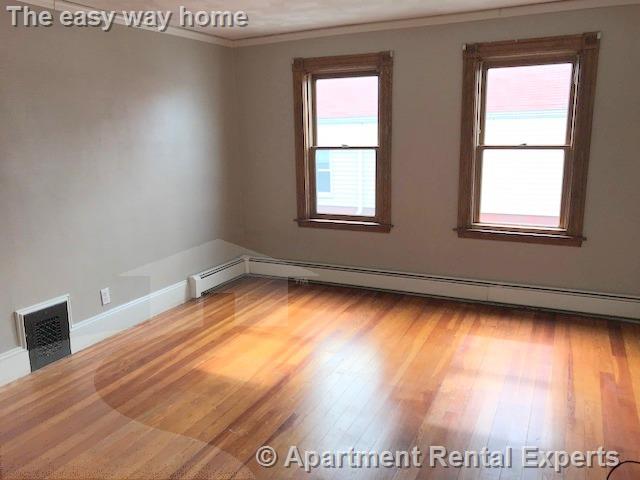 15 Hill St, Teele Square