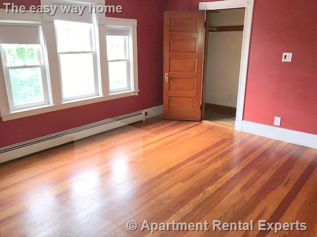 15 Hill St, Teele Square