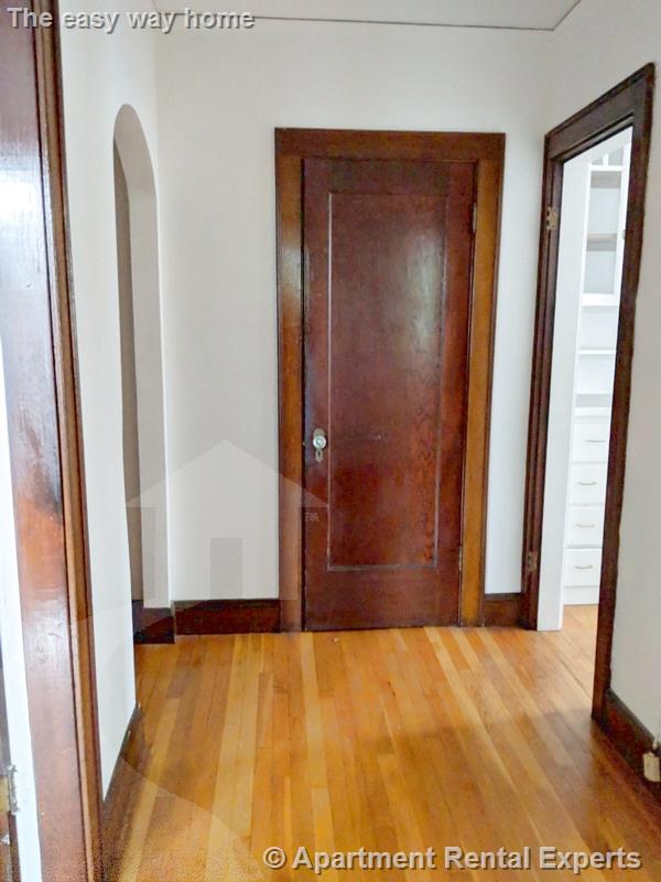 119 College Ave, Davis Square