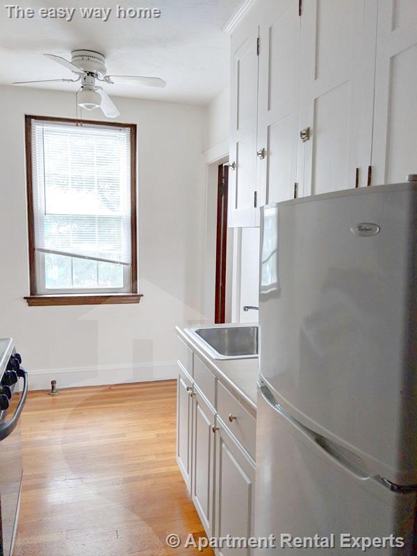 119 College Ave, Davis Square