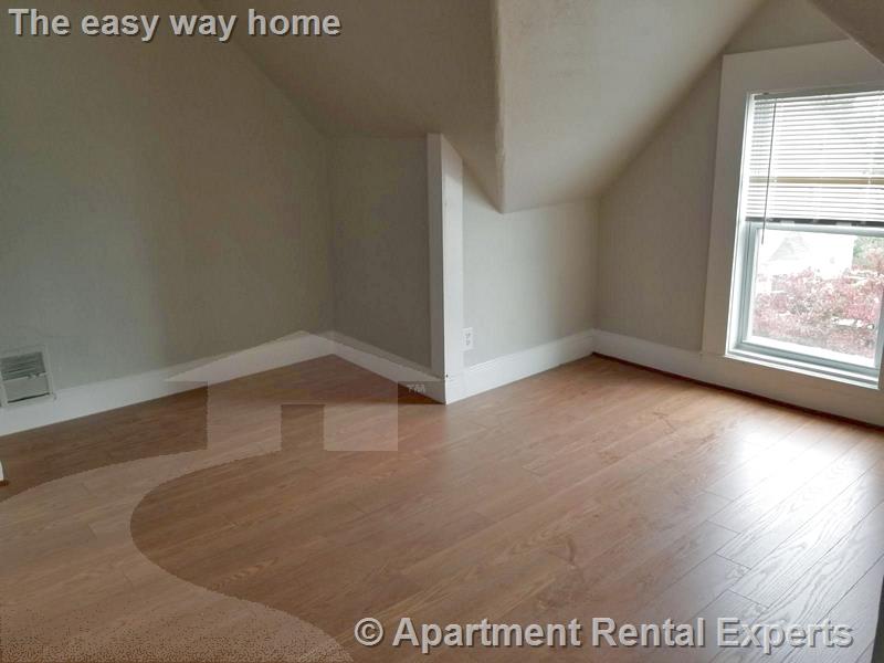 27 Marshall St, Tufts