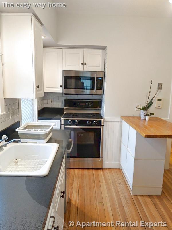 25 Leonard St, Davis Square