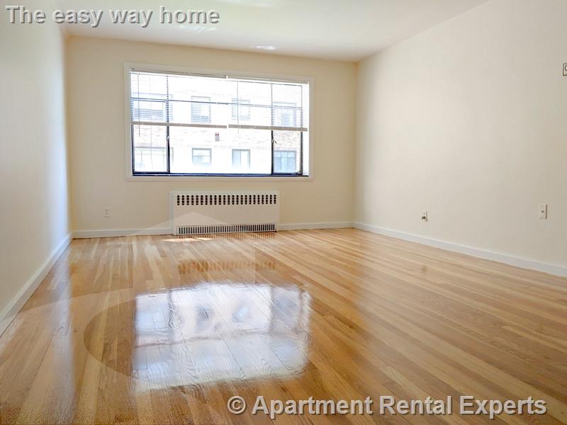 276 Massachusetts Ave, East Arlington