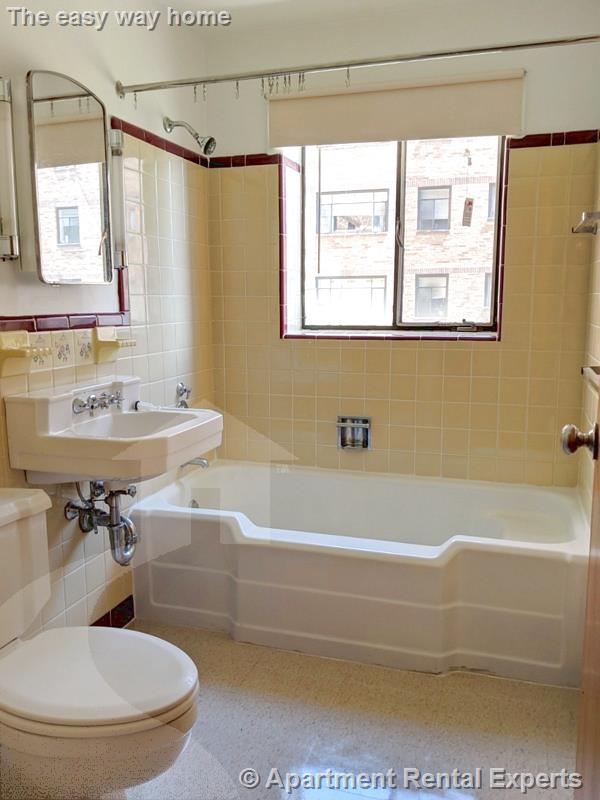 276 Massachusetts Ave, East Arlington