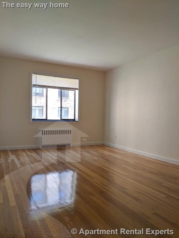 276 Massachusetts Ave, East Arlington