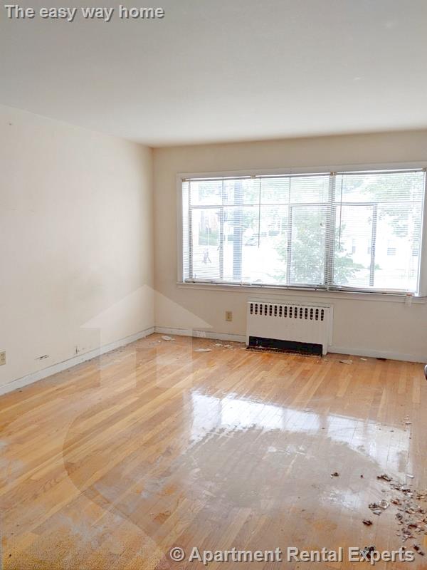 276 Massachusetts Ave, East Arlington