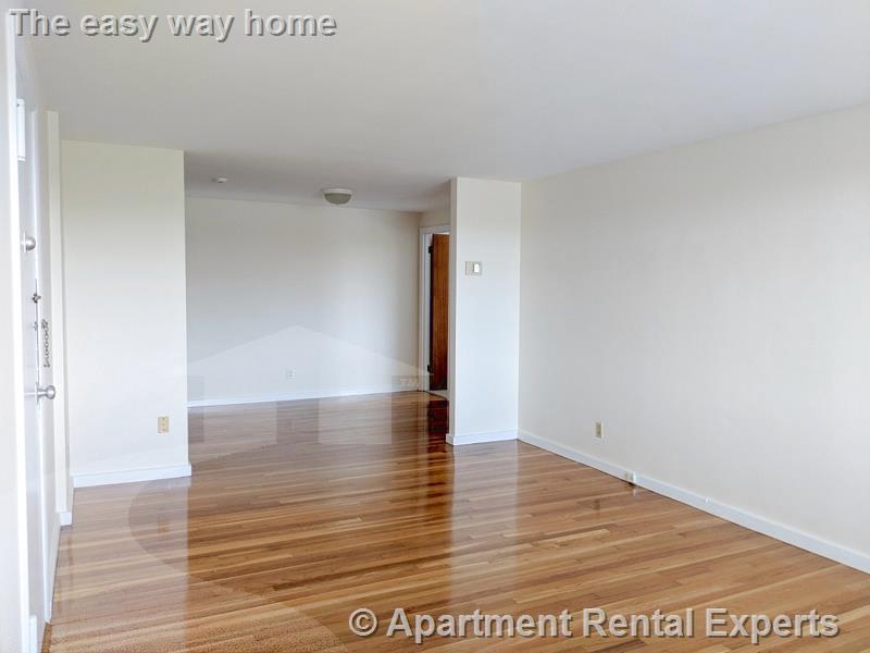 276 Massachusetts Ave, East Arlington