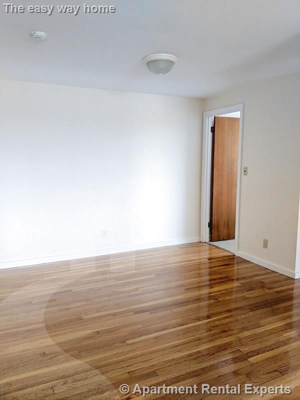 276 Massachusetts Ave, East Arlington