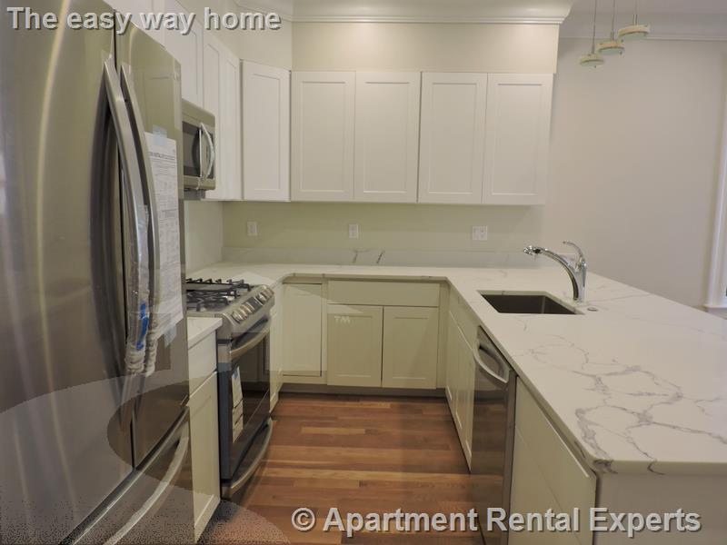 470 Green St, Central Square