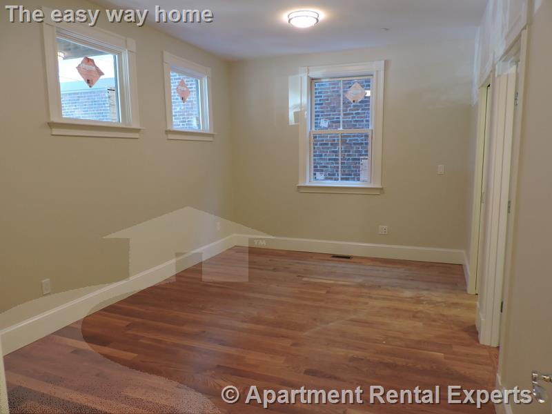 470 Green St, Central Square