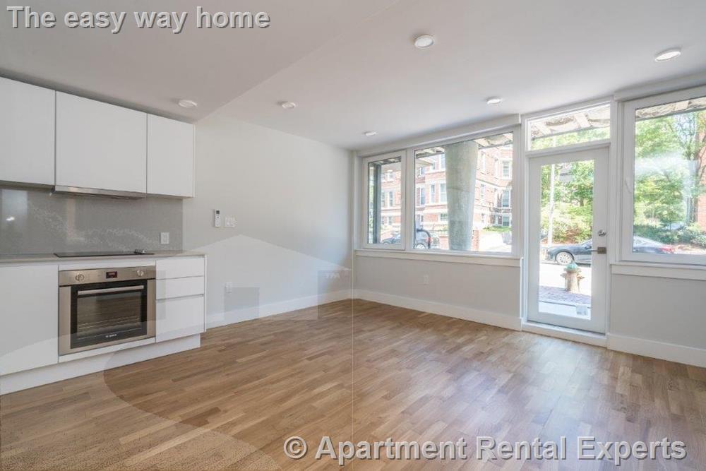 334 Harvard St, Harvard Square