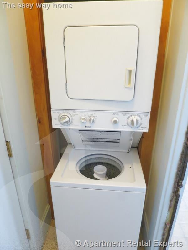 35 Willow Ave, Porter Square