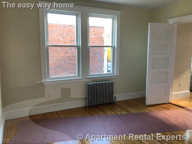 61 Bishop Allen Dr, Central Square