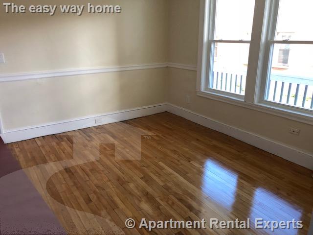 61 Bishop Allen Dr, Central Square