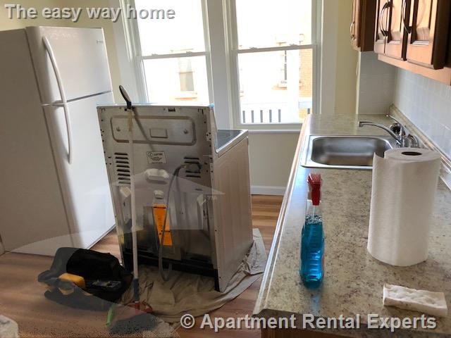 61 Bishop Allen Dr, Central Square