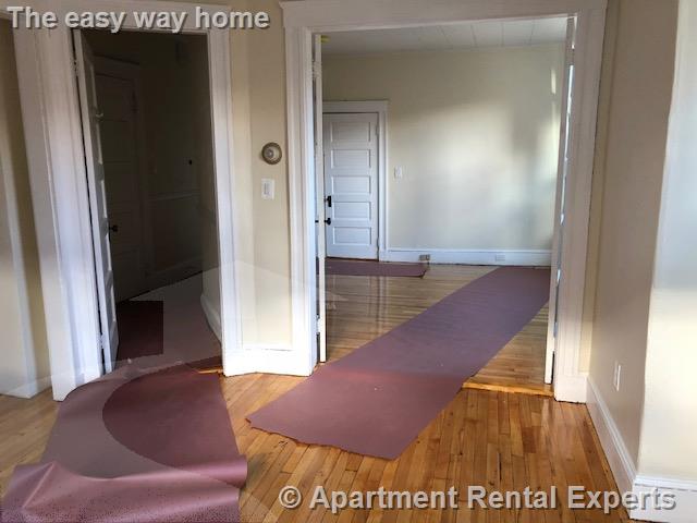 61 Bishop Allen Dr, Central Square