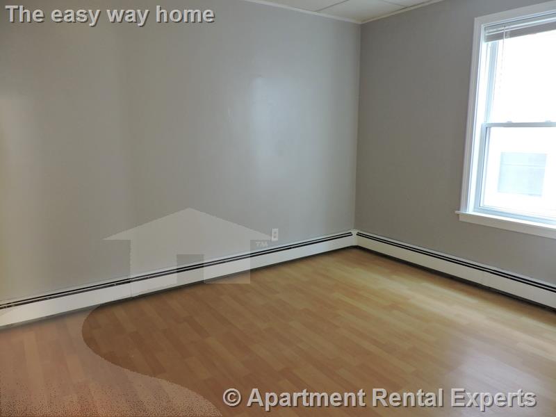 220 Western Ave, Central Square