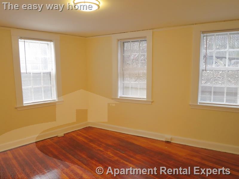 38 Gibson Ter, Harvard Square