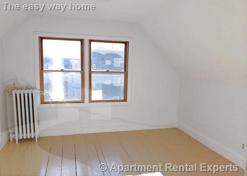 4 Van Norden St, North Cambridge