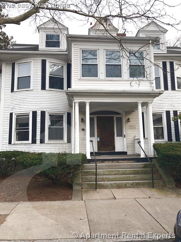 187 Central St, Winter Hill