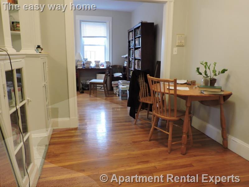 11 Gray St, Porter Square