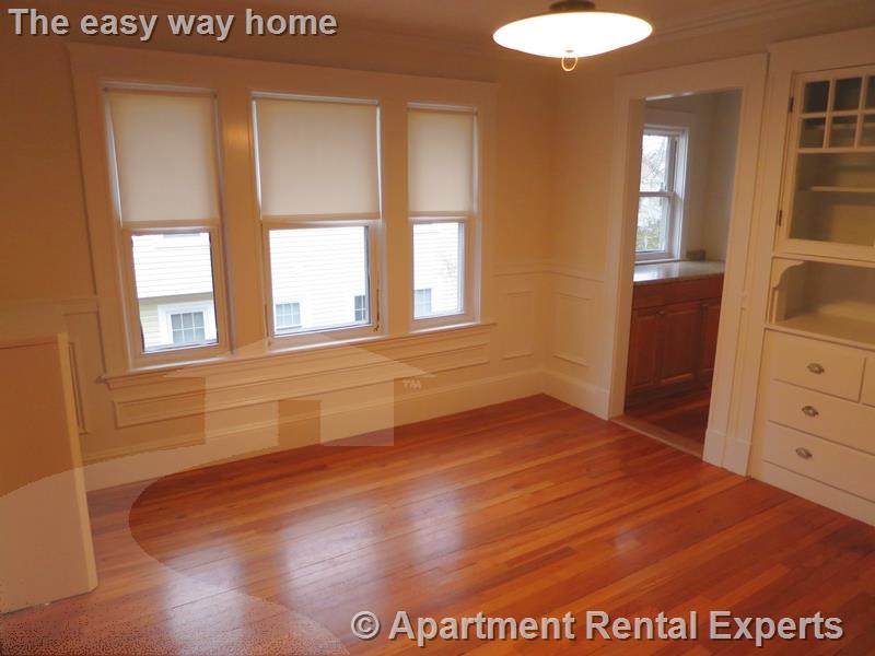 11 Newton Rd, Arlington