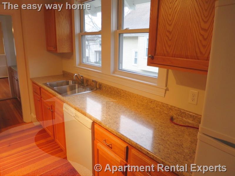 11 Newton Rd, Arlington