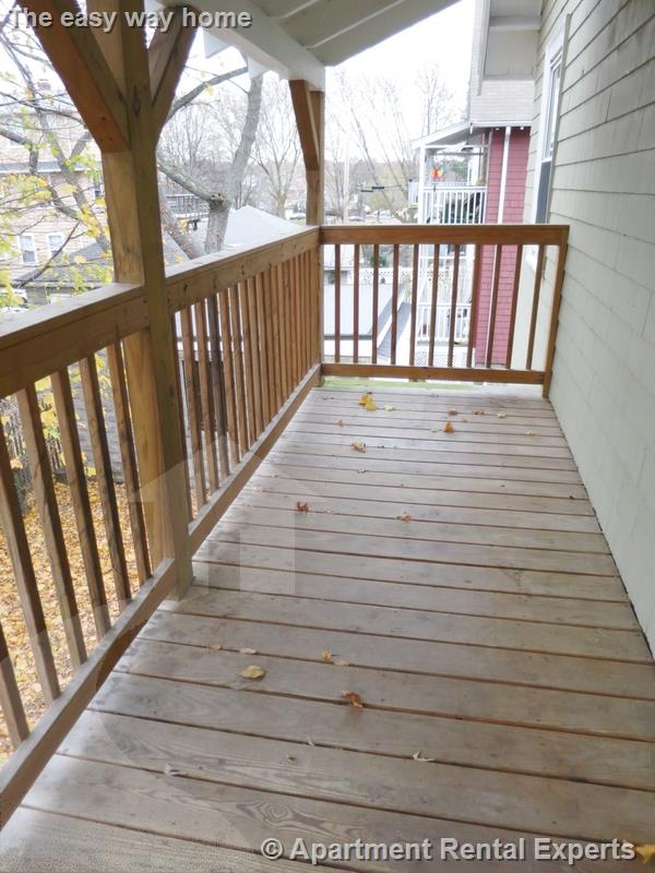 11 Newton Rd, Arlington