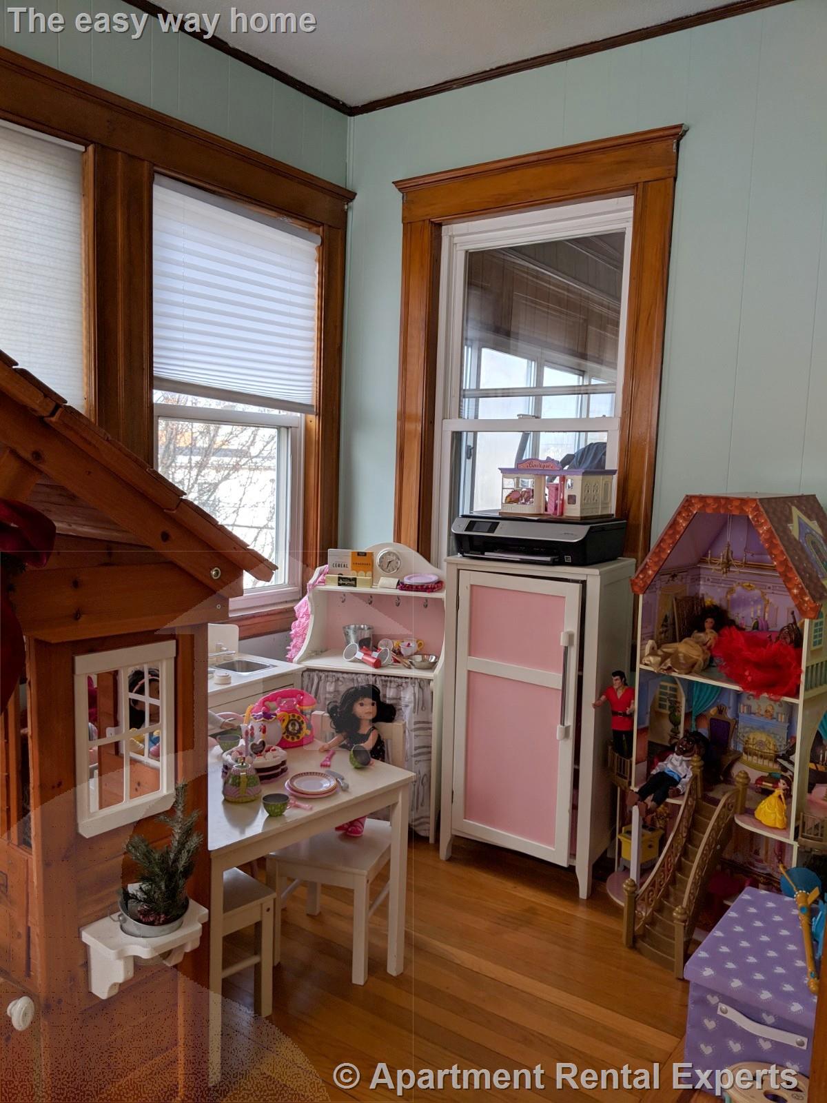 25 Dexter St, Magoun Square