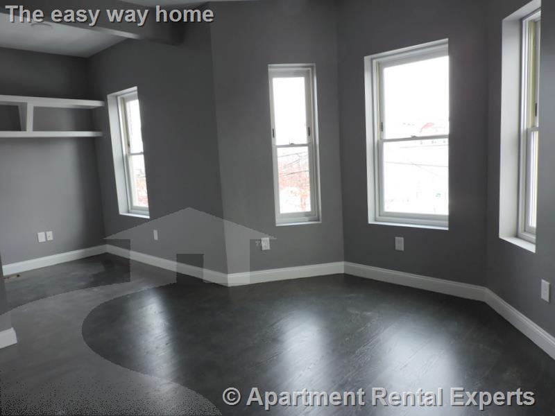 8 Cross St East, East Somerville