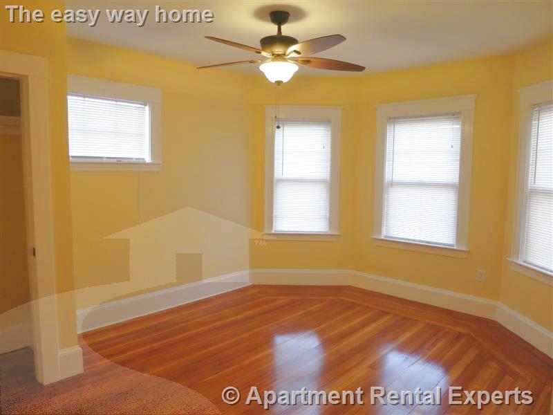 332 Beacon St, Porter Square